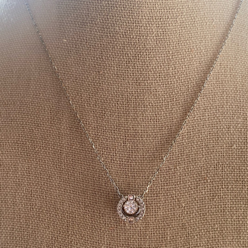 Swarovski sparkling dance Pendant